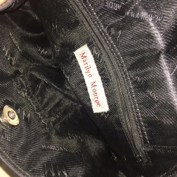 Vintage Marilyn Monroe Handbag w/Bamboo Handles - Picture 7 of 11